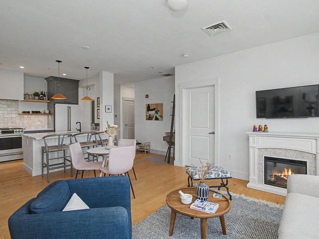 60 Winooski Falls Way Unit 1412, Winooski, VT 05404