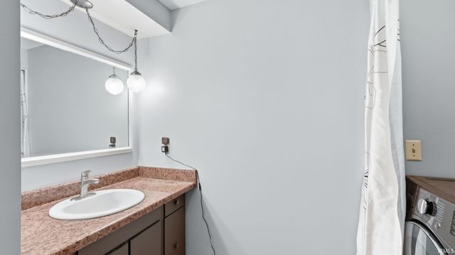 7004 Westlawn Drive, Fort Wayne, IN 46804