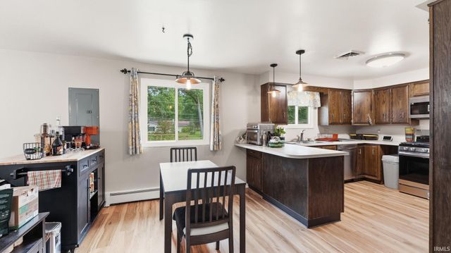 7004 Westlawn Drive, Fort Wayne, IN 46804