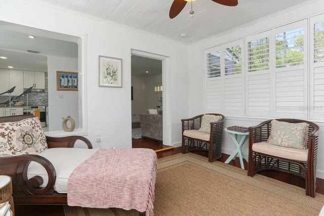 4014 W PALMIRA AVENUE, Tampa, FL 33629