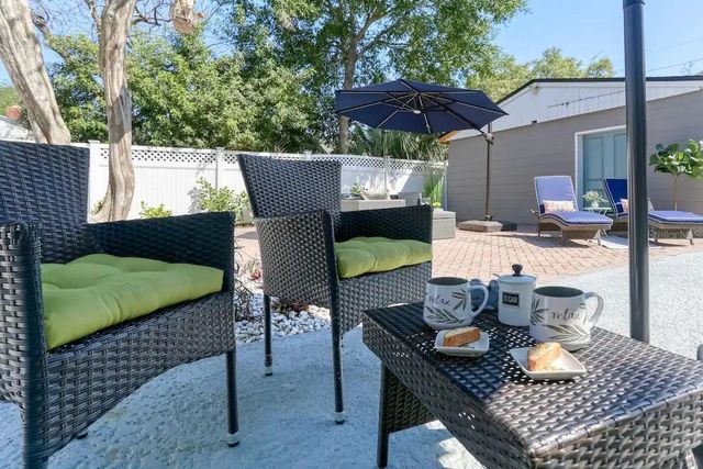 4014 W PALMIRA AVENUE, Tampa, FL 33629