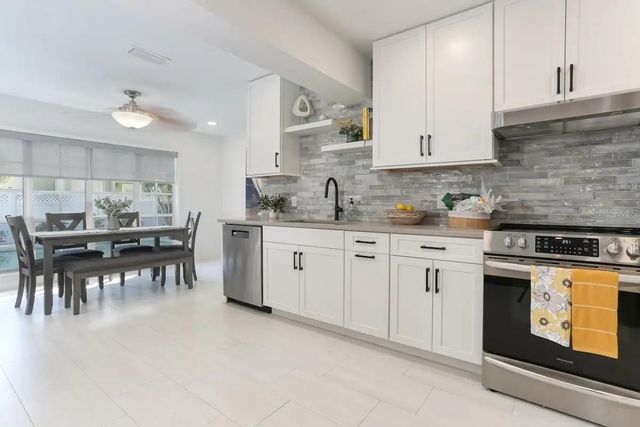 4014 W PALMIRA AVENUE, Tampa, FL 33629