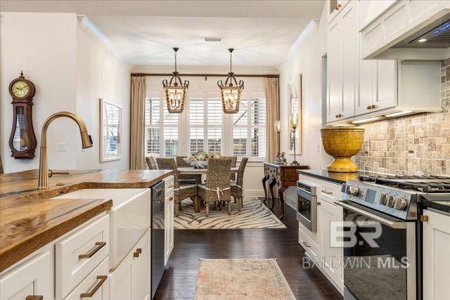 1250 Dorado Way, Gulf Shores, AL 36542