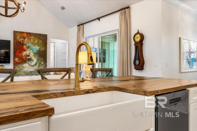 1250 Dorado Way, Gulf Shores, AL 36542