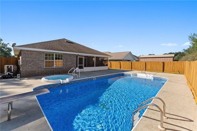 22620 Nana E Loop, Silverhill, AL 36576