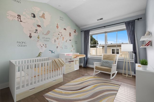 202 Rawson Road PH 3, Brookline, MA 02445