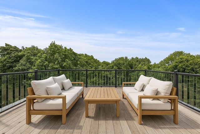 202 Rawson Road PH 3, Brookline, MA 02445