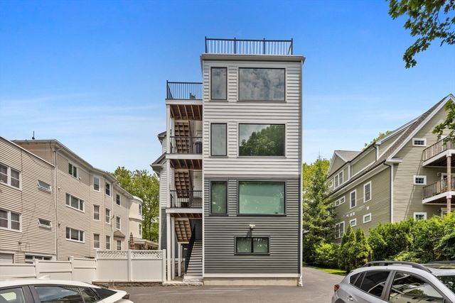 202 Rawson Road PH 3, Brookline, MA 02445