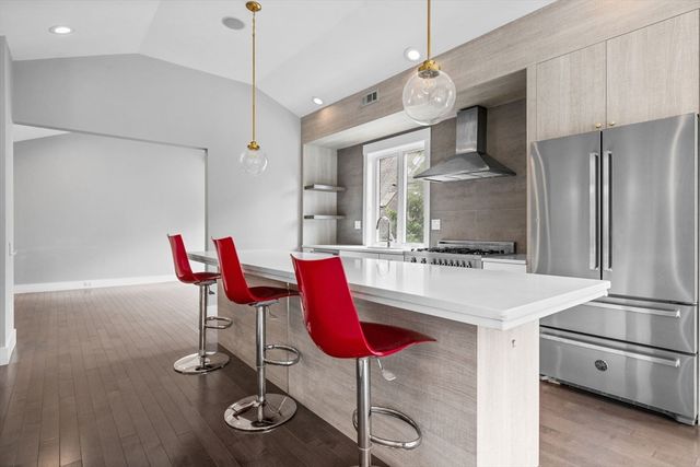 202 Rawson Road PH 3, Brookline, MA 02445