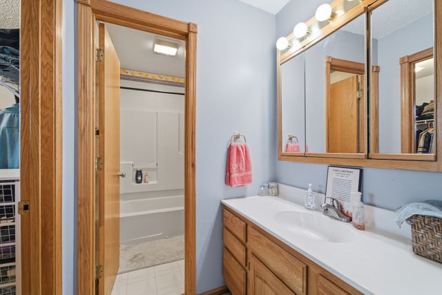 3035 SW 39th Street, Des Moines, IA 50321