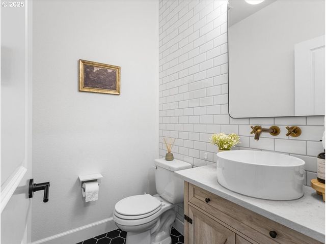 10300 Ne 95TH Ave, Vancouver, WA 98662