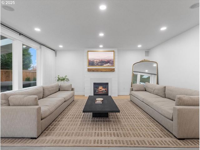 10300 Ne 95TH Ave, Vancouver, WA 98662