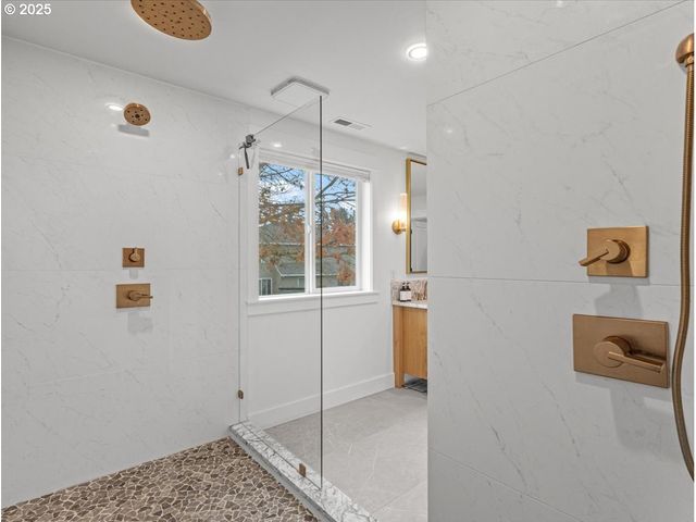 10300 Ne 95TH Ave, Vancouver, WA 98662