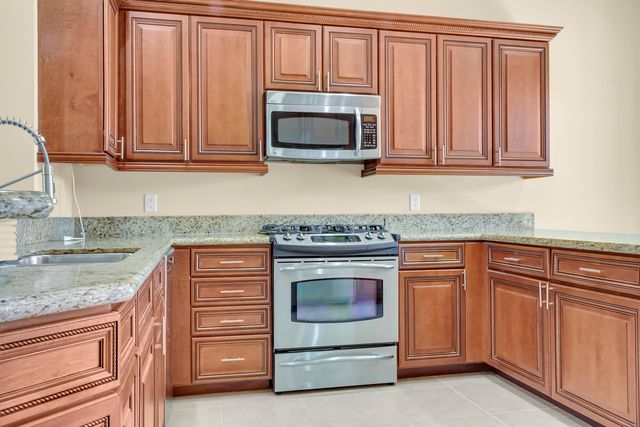 504 Del Sol Circle, Tequesta, FL 33469