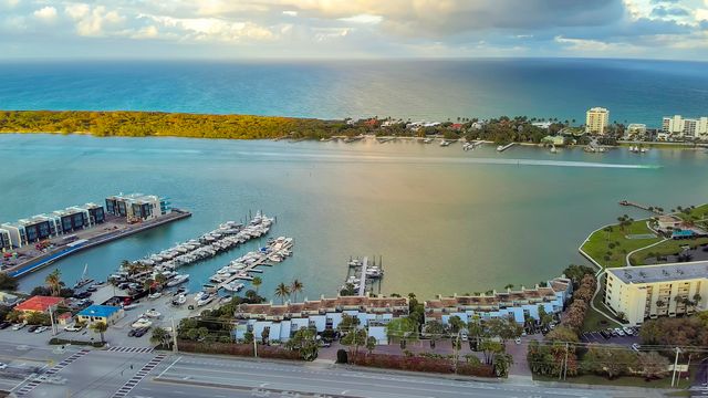 504 Del Sol Circle, Tequesta, FL 33469