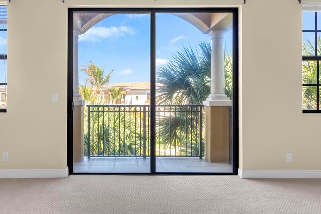 504 Del Sol Circle, Tequesta, FL 33469