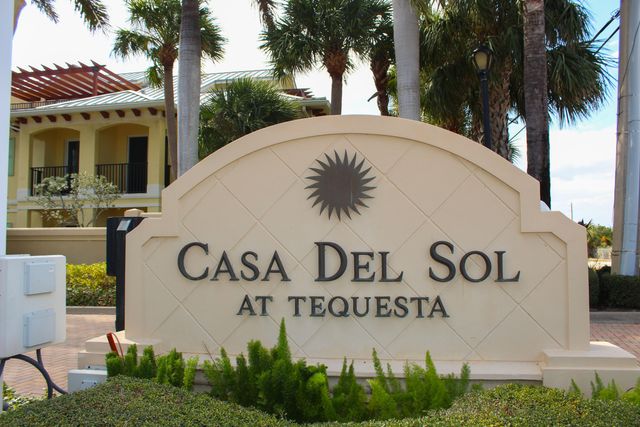 504 Del Sol Circle, Tequesta, FL 33469