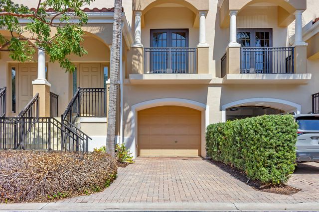 504 Del Sol Circle, Tequesta, FL 33469