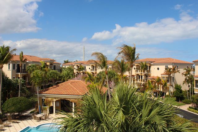 504 Del Sol Circle, Tequesta, FL 33469