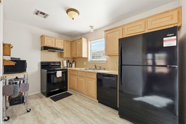 892 Hcr 1227, Whitney, TX 76692