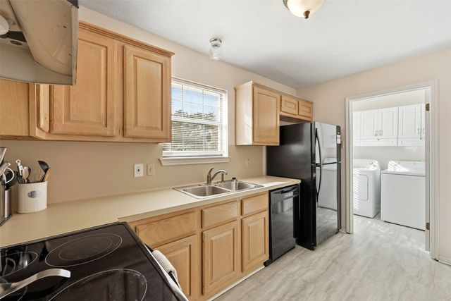 892 Hcr 1227, Whitney, TX 76692