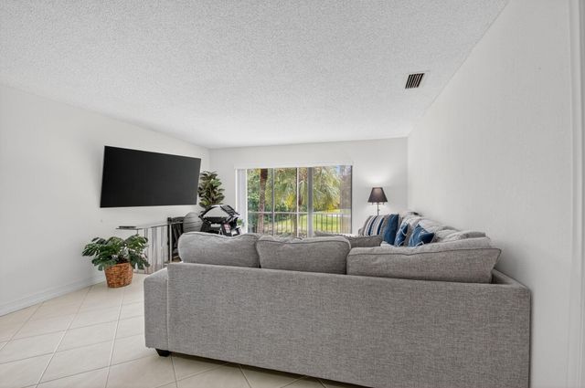 21988 Cypress Drive 43f, Boca Raton, FL 33433