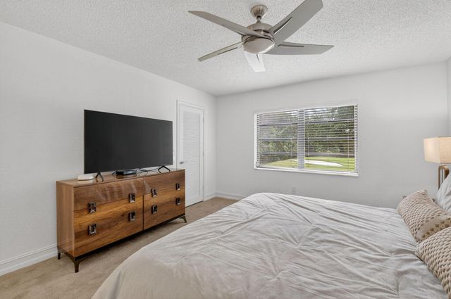 21988 Cypress Drive 43f, Boca Raton, FL 33433