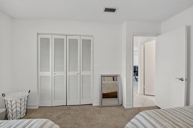 21988 Cypress Drive 43f, Boca Raton, FL 33433