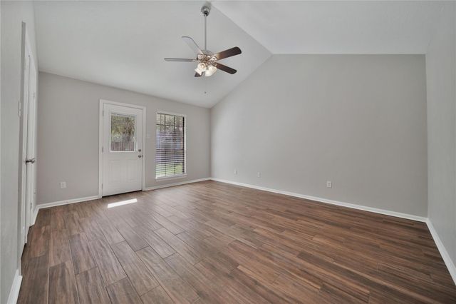 198 N Village Knoll Circle, The Woodlands, TX 77381