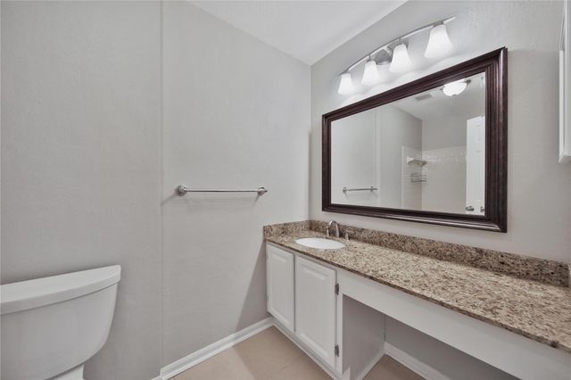 198 N Village Knoll Circle, The Woodlands, TX 77381