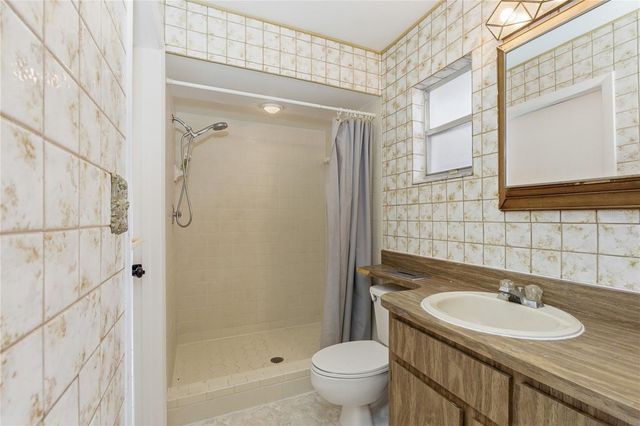 2454 MADRID AVENUE, Safety Harbor, FL 34695