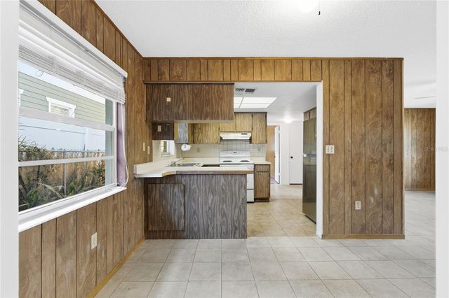 2454 MADRID AVENUE, Safety Harbor, FL 34695