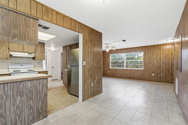 2454 MADRID AVENUE, Safety Harbor, FL 34695