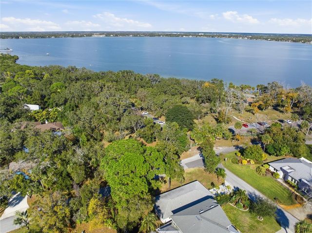 2454 MADRID AVENUE, Safety Harbor, FL 34695