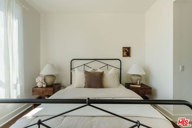2202 Tom Mix Road, Los Angeles, CA 90026