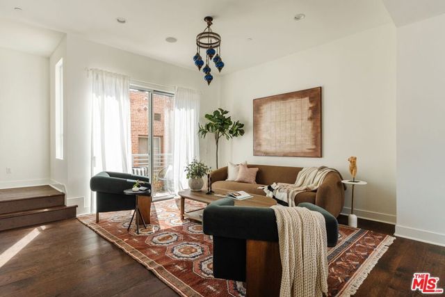 2202 Tom Mix Road, Los Angeles, CA 90026