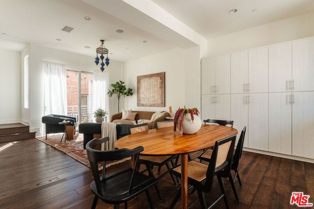 2202 Tom Mix Road, Los Angeles, CA 90026