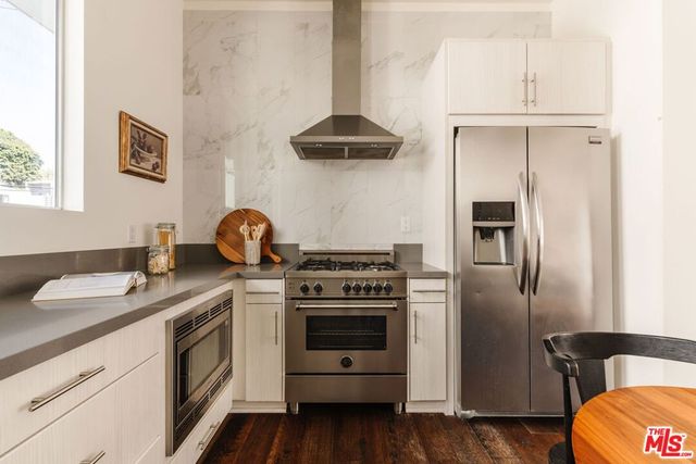 2202 Tom Mix Road, Los Angeles, CA 90026