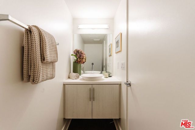 2202 Tom Mix Road, Los Angeles, CA 90026