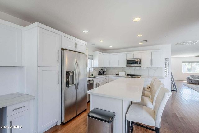 4402 E Montecito Avenue, Phoenix, AZ 85018