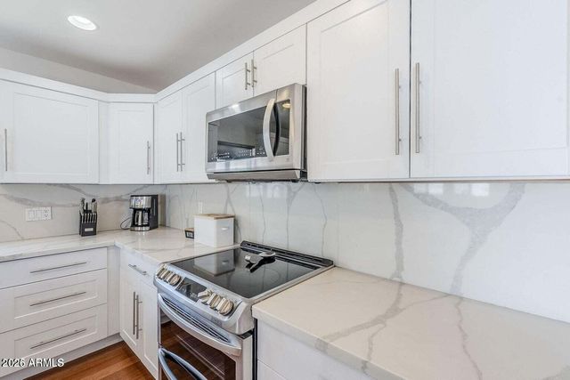 4402 E Montecito Avenue, Phoenix, AZ 85018