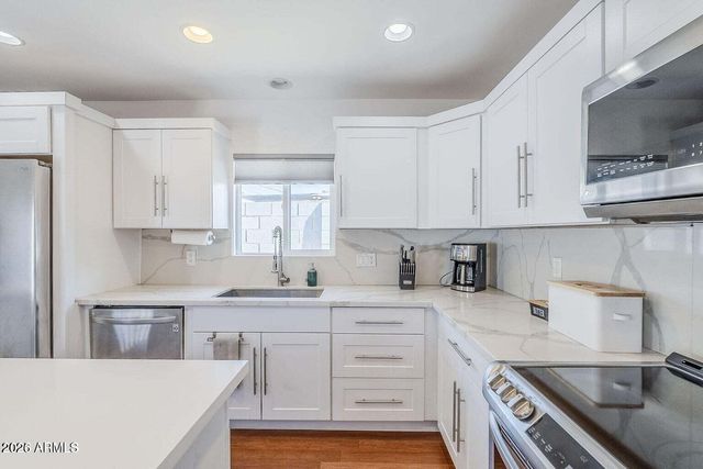 4402 E Montecito Avenue, Phoenix, AZ 85018