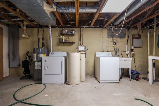 8218 N 37th Street, Richland, MI 49083