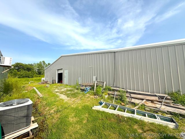 20211 Cedar Road, Morris, OK 74437