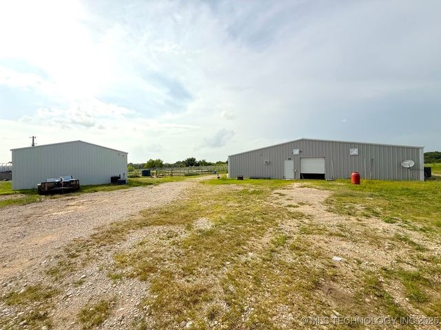 20211 Cedar Road, Morris, OK 74437