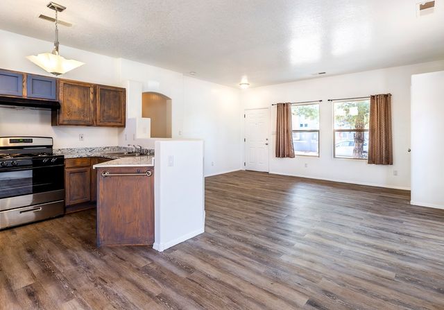 6049 Monte Azul Place, Santa Fe, NM 87507