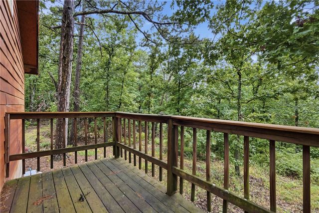 305 County Road 2664, Eureka Springs, AR 72631