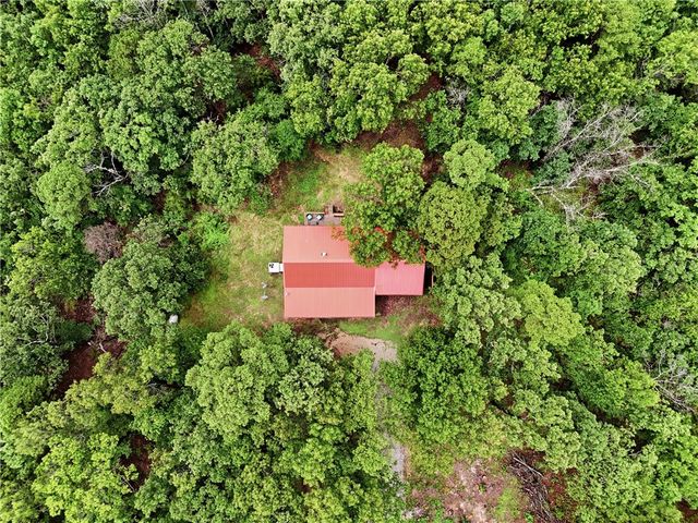 305 County Road 2664, Eureka Springs, AR 72631
