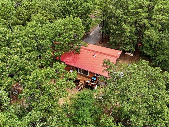 305 County Road 2664, Eureka Springs, AR 72631