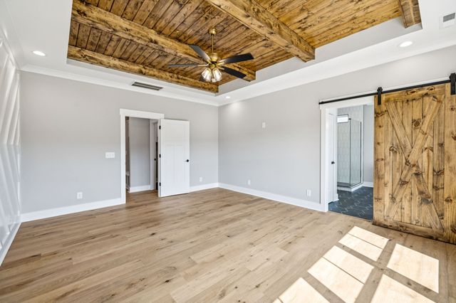 4088 Chicken Rd, Lebanon, TN 37090